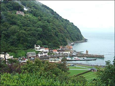 Postmans Rest, Second Floor Apartment, Lynmouth With Private Parking Екстер'єр фото